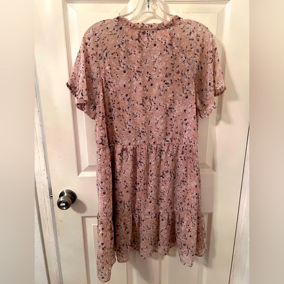 Pink dress - Picture 2 of 3